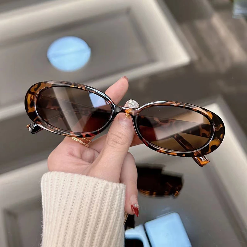 새로운 오벌 빈티지 선글라스 여성 패션 선글라스 여성용 - Women'S Fashion Eyeglasses 리뷰 및 가격