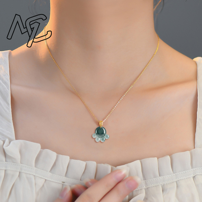천연 진짜 에메랄드 블루 워터 제이드 고양이 발 펜던트 - Women Fashion Necklace 리뷰 및 가격